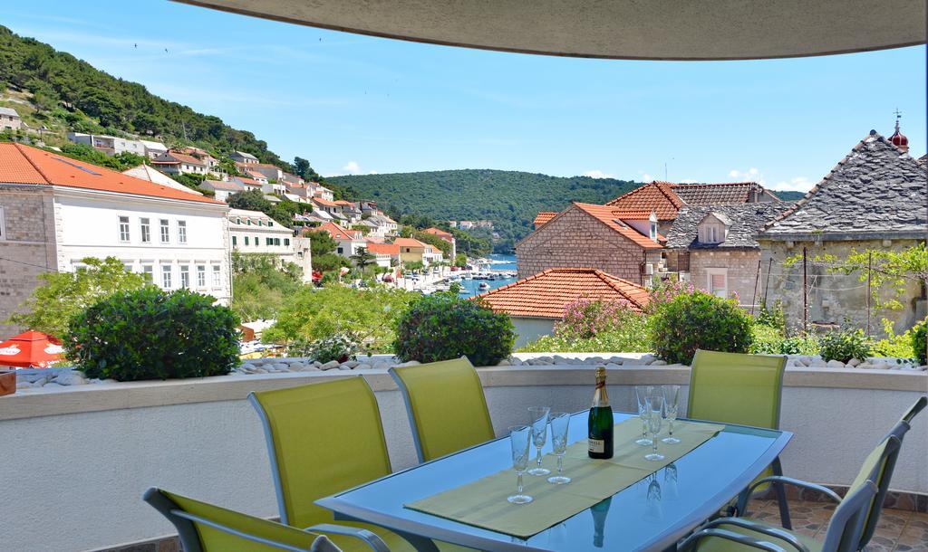 Apartments Mladinic Pucisca Εξωτερικό φωτογραφία